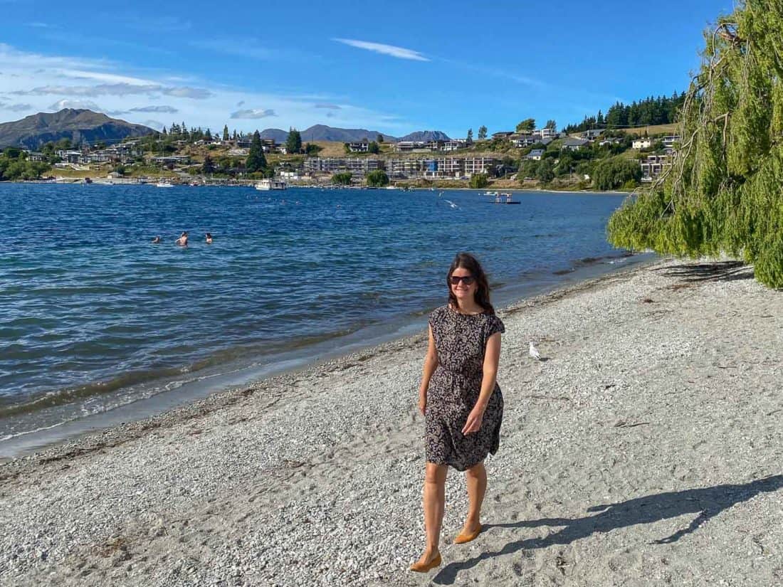 Walking at Lake Wanaka in Allbirds Breezers