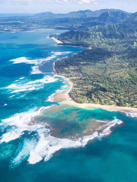 Helicopter tour of Kauai