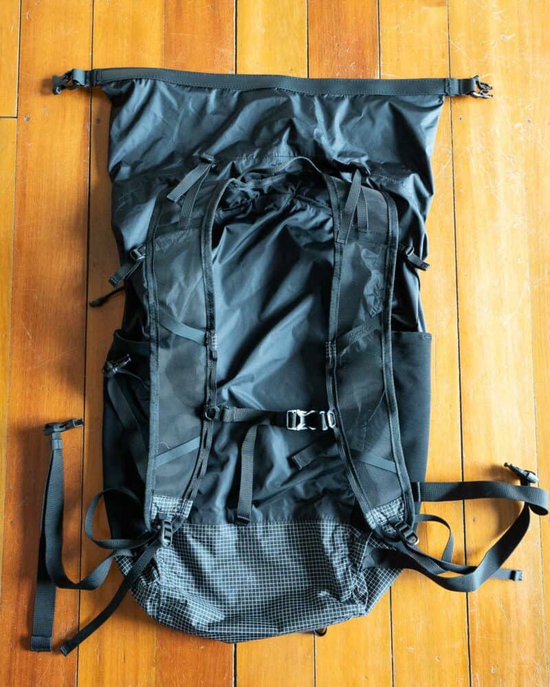 The back and straps of the Matador Freerain22 waterproof packable backpack