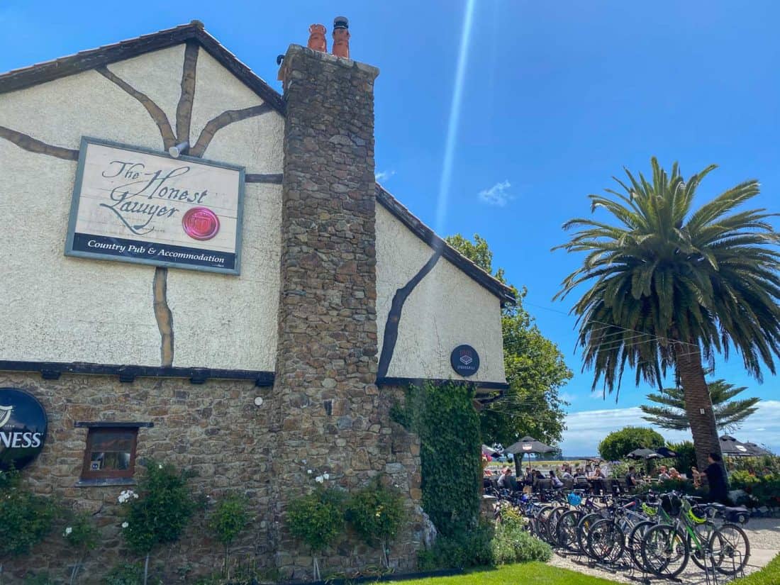 Honest Lawyer pub in Nelson, New Zealand