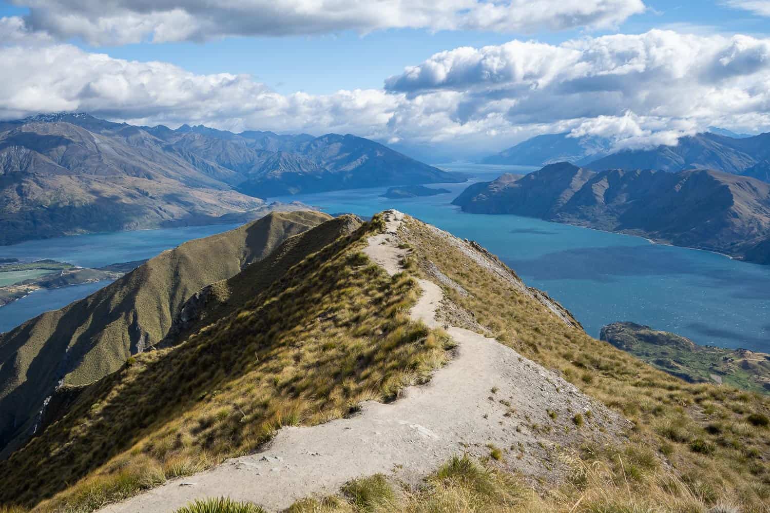 The famous Roy's Peak viewpoint in Wanaka, New Zealand