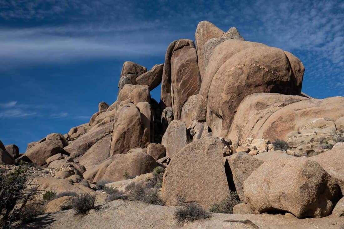 Boulder piles on the Split Rock Loop Trail in Joshua Tree