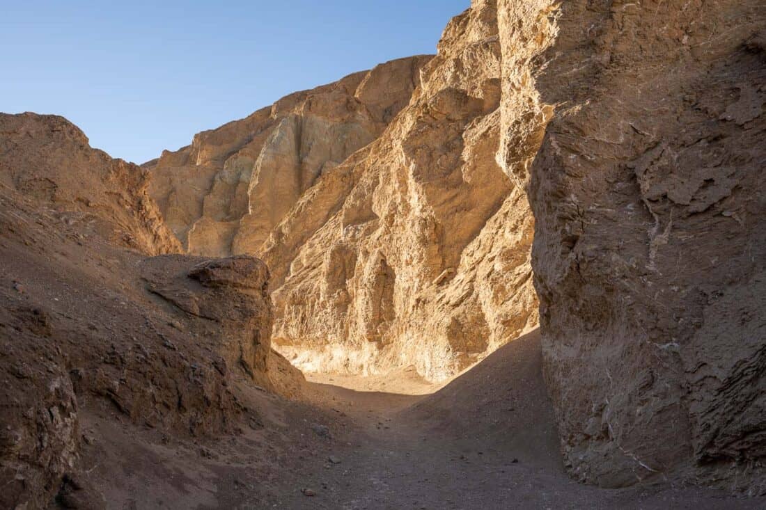 tourist attractions death valley