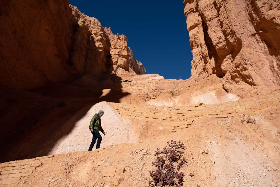 Switchbacks on the Two Bridges trail in Bryce Canyon National Park, Utah