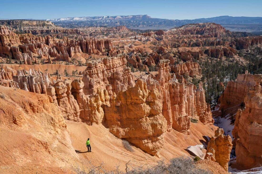 Hiking the Two Bridges trail in Bryce Canyon National Park, Utah