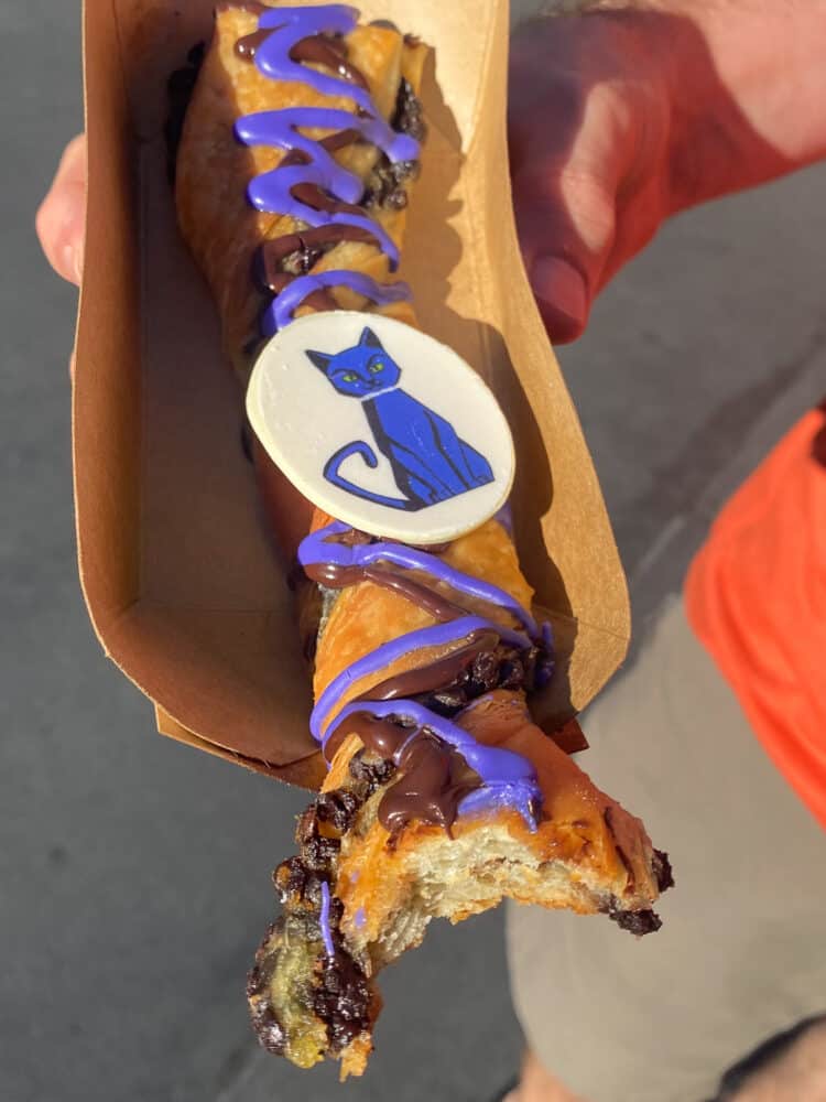 Binx Pastry Tail from the Cheshire Cafe kiosk, Disney World 