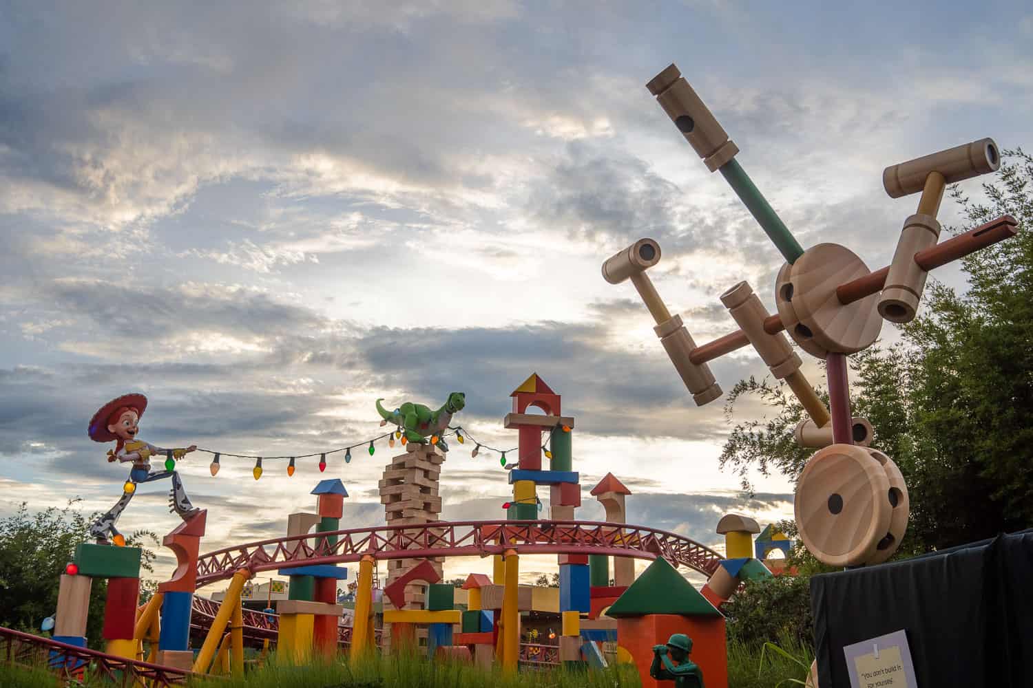 Andy's toys at Slinky Dog Dash, Hollywood Studios, Disney World