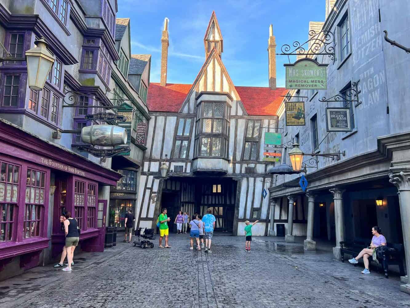 Diagon Alley, Wizarding World of Harry Potter, Universal Orlando, USA