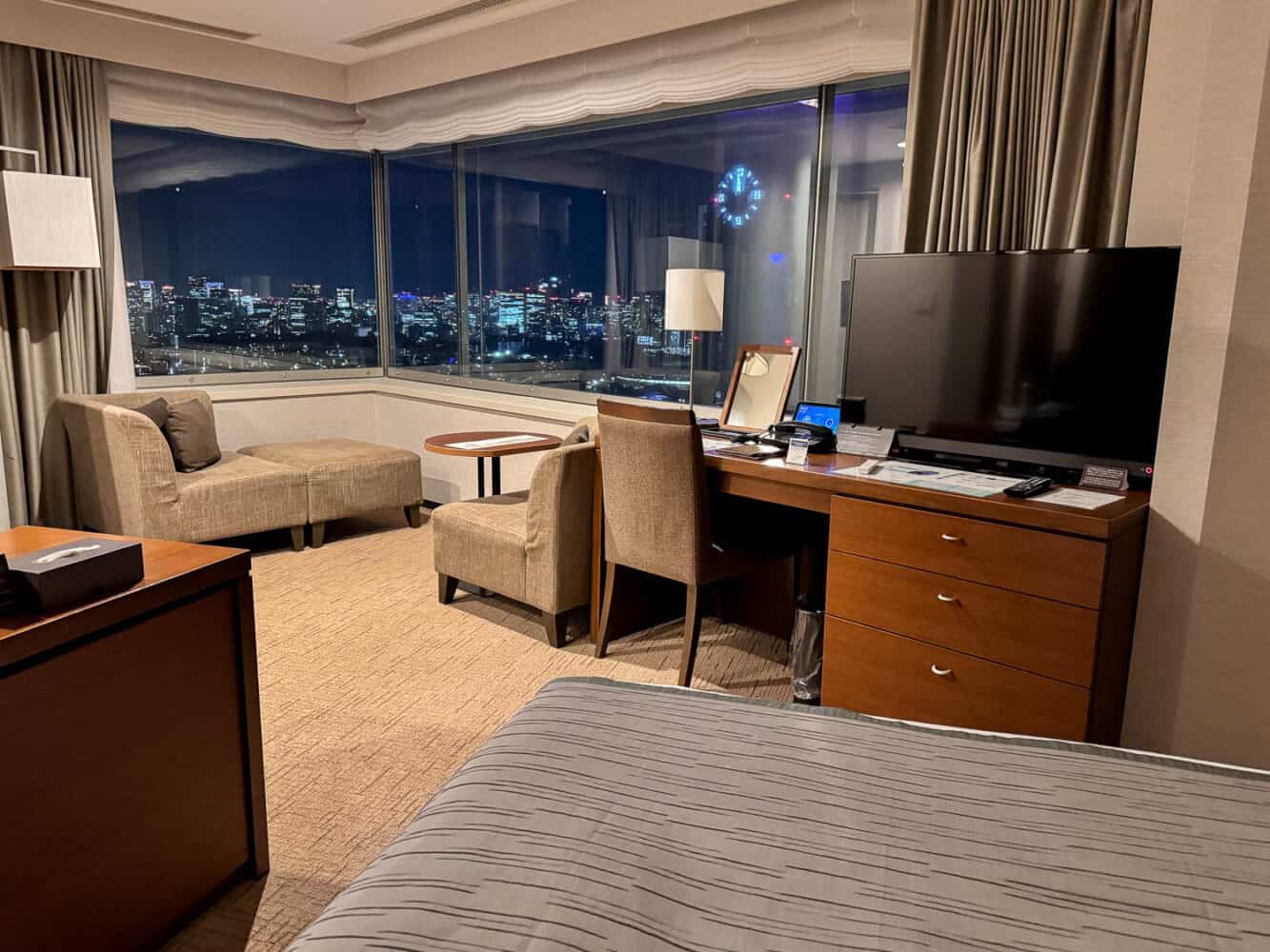 Panoramic King room at Hotel Century Southern Tower in Shinjuku Tokyo at night