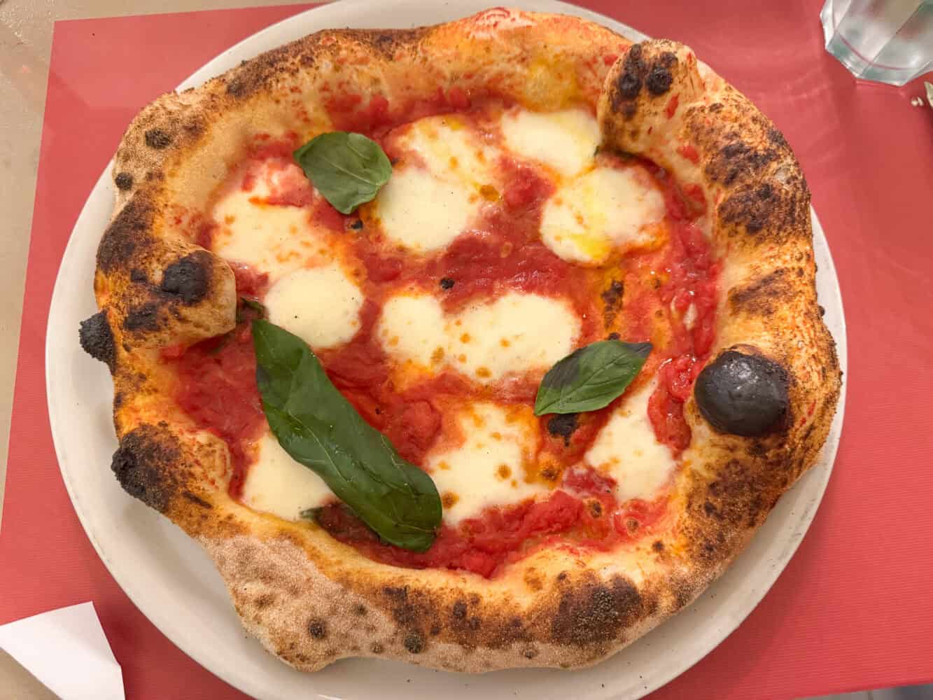 Margherita at Pizzeria Schiticchio, Syracuse, Sicily
