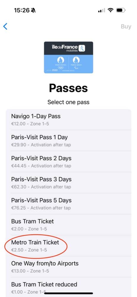 Paris Navigo pass in Apple Wallet