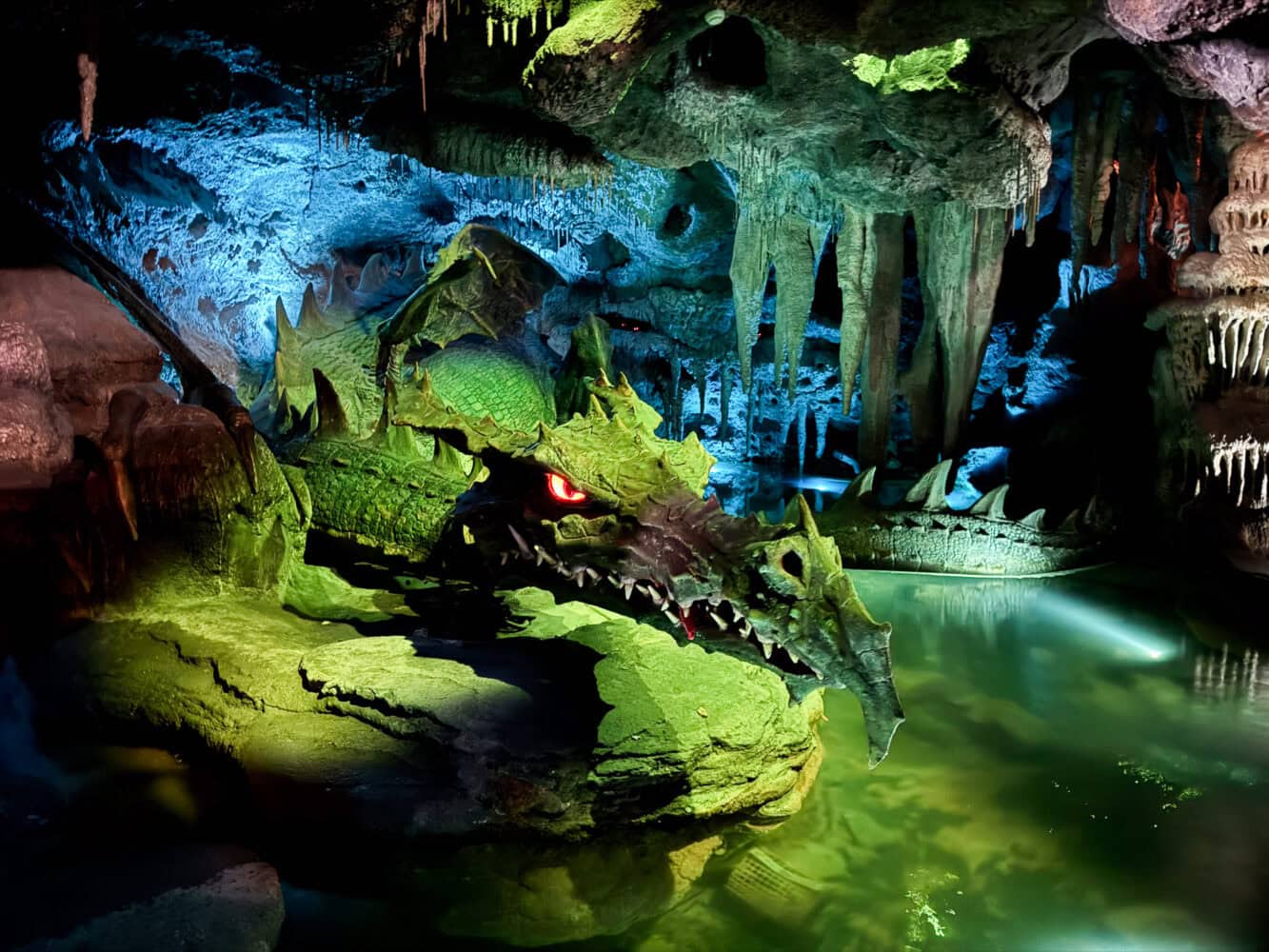 La Tanière du Dragon at Disneyland Paris