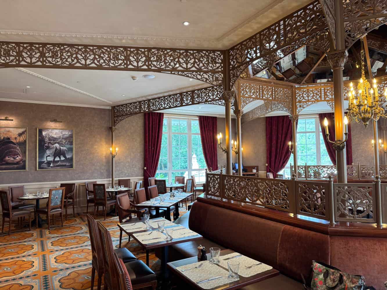 The Royal Banquet restaurant at Disneyland Hotel Paris