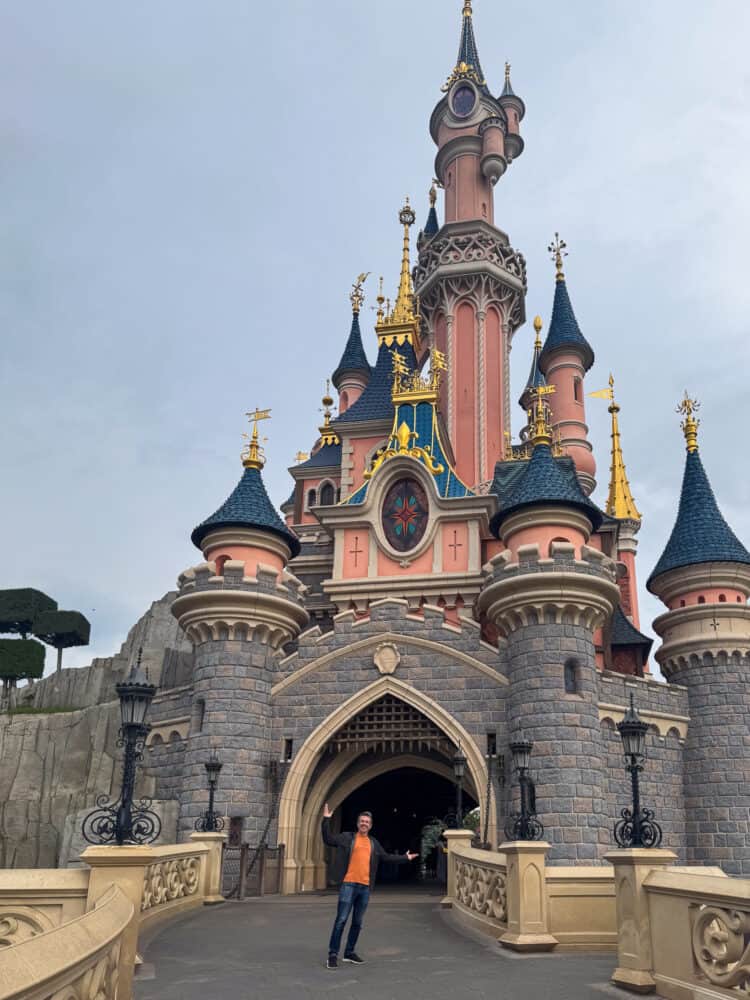 The Disneyland Paris castle is quiet during Extra Magic Time
