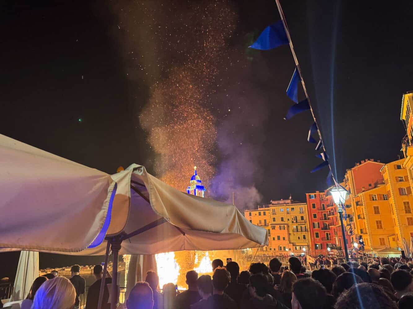The lighting of the falo (bonfires) at Camogli Fish Festival.
