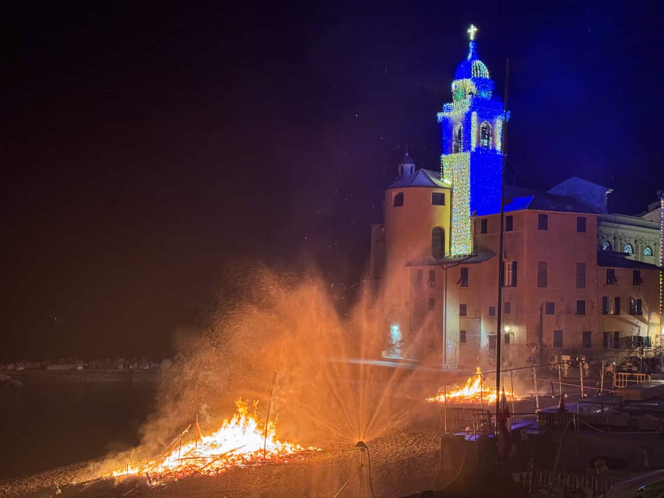 The lighting of the falo (bonfires) at Camogli Fish Festival.