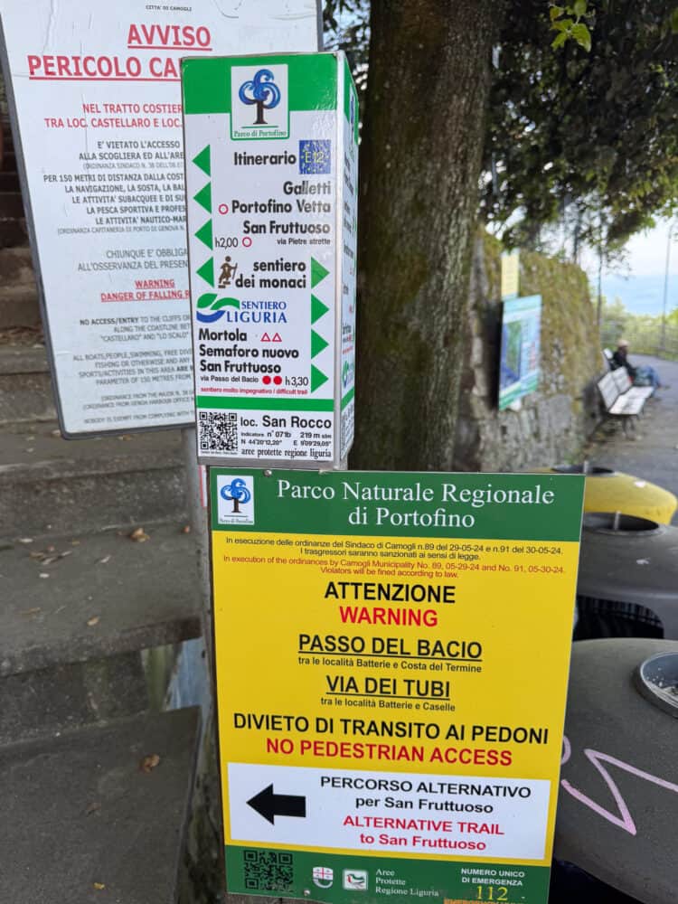 San Fruttuoso trail closed sign in San Rocco, Liguria