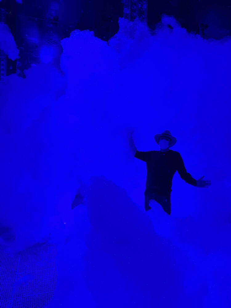 Bubble room at TeamLab Biovortex Kyoto.