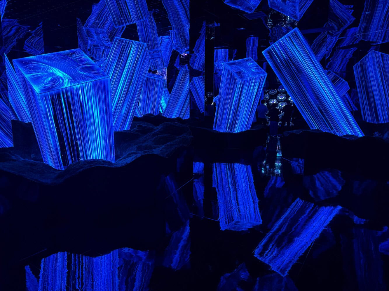 Megaliths room at TeamLab Biovortex Kyoto.