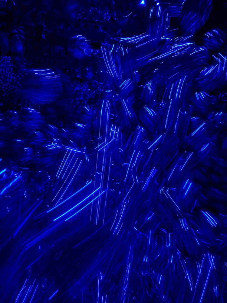 Morphing Continuum or the ball room at TeamLab Biovortex Kyoto.