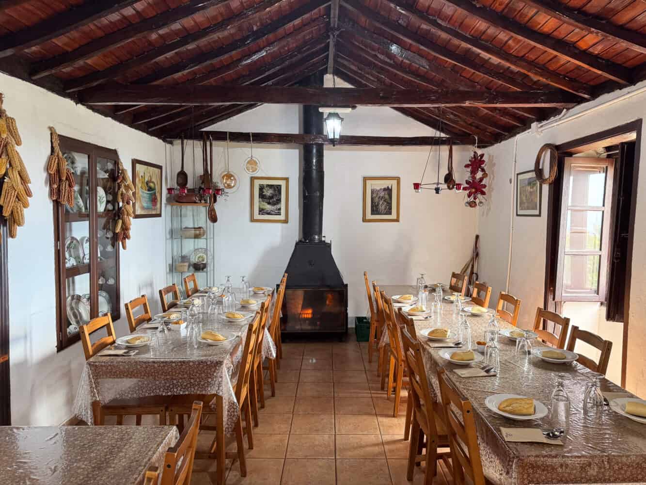 Casa Efigenia La Montaña restaurant in Las Hayas, La Gomera. 