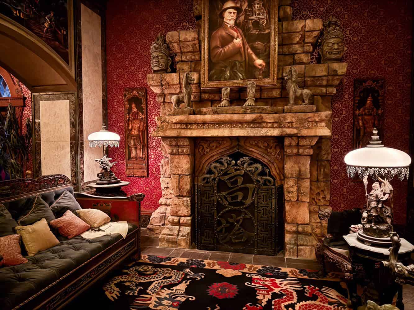 Reception of Hotel Hightower in the line of the Tower of Terror ride at Tokyo DisneySea. 